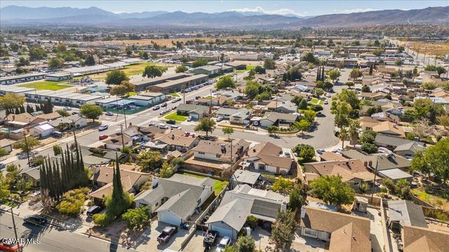 133 E Avenue Q4, Palmdale, CA 93550