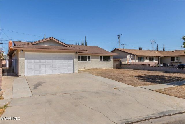 133 E Avenue Q4, Palmdale, CA 93550