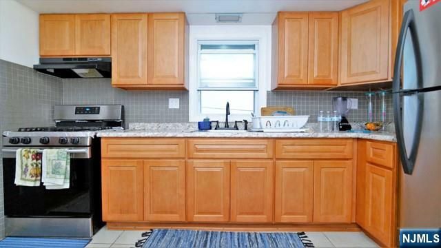 402 N 3rd Street, East Newark, NJ 07029