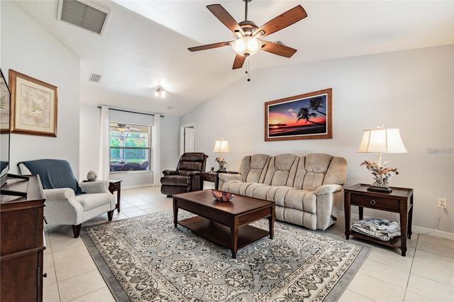 9501 27TH AVENUE E, Palmetto, FL 34221