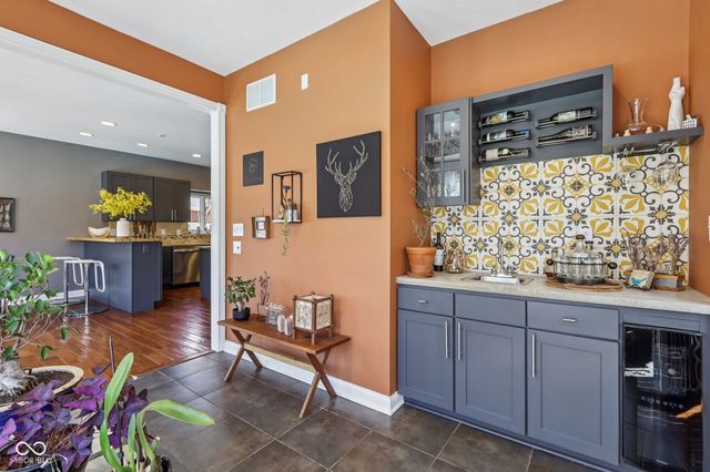 10276 Springstone Road, Fishers, IN 46055