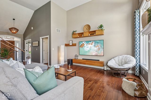 10276 Springstone Road, Fishers, IN 46055