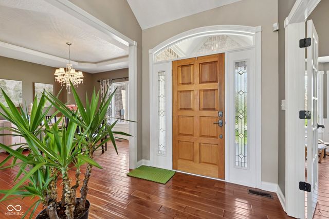 10276 Springstone Road, Fishers, IN 46055