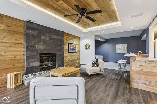 10276 Springstone Road, Fishers, IN 46055
