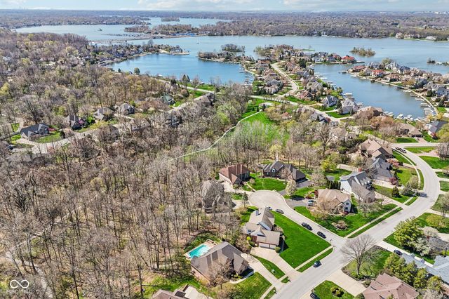 10276 Springstone Road, Fishers, IN 46055