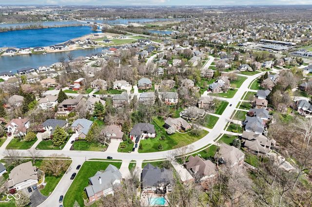 10276 Springstone Road, Fishers, IN 46055