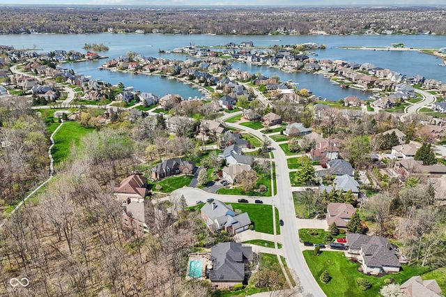 10276 Springstone Road, Fishers, IN 46055