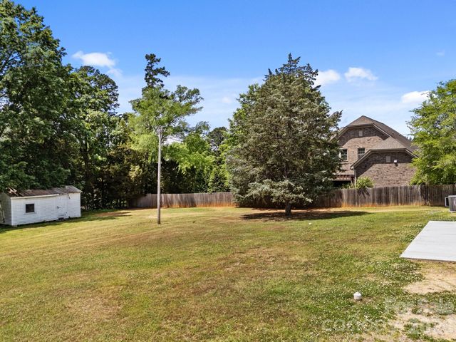 14532 E Rocky River Road, Davidson, NC 28036