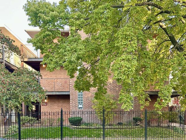 4537 N Dover Street 2D, Chicago, IL 60640