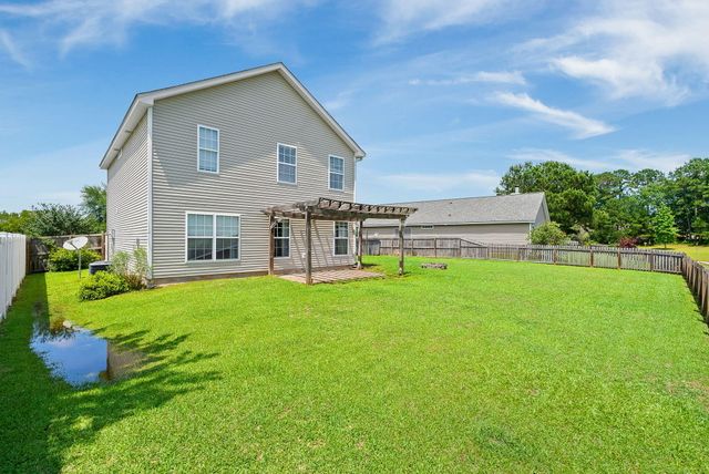 303 Seneca River Drive, Summerville, SC 29485