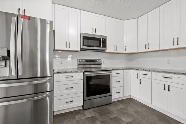303 Seneca River Drive, Summerville, SC 29485