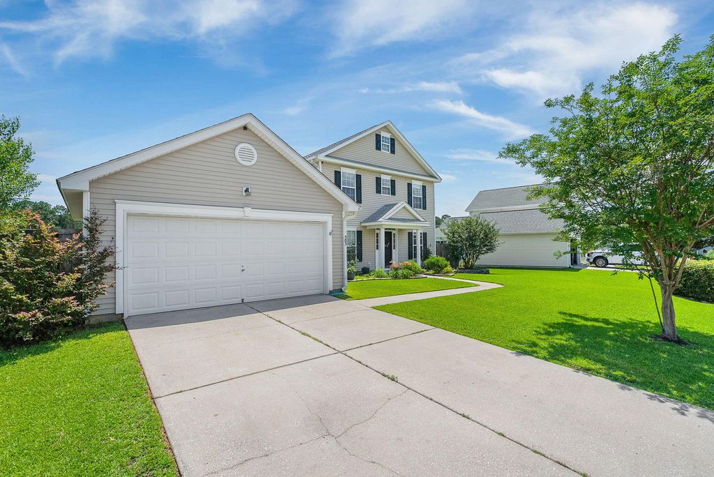 Image 35 of property listing at 303 Seneca River Drive, Summerville, SC 29485
