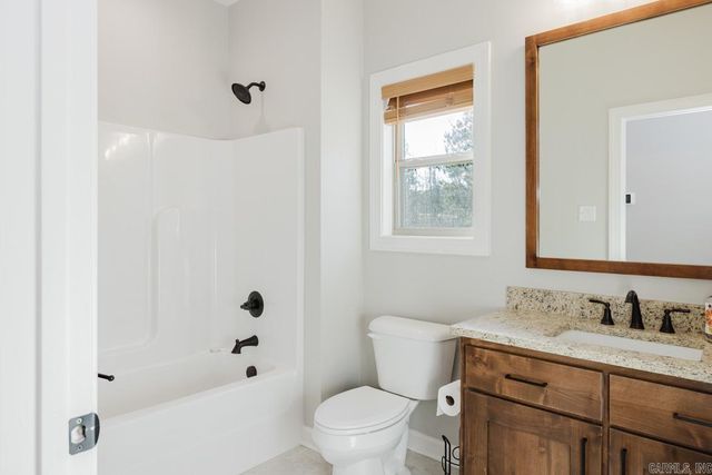 454 Mackenzie, Sheridan, AR 72150