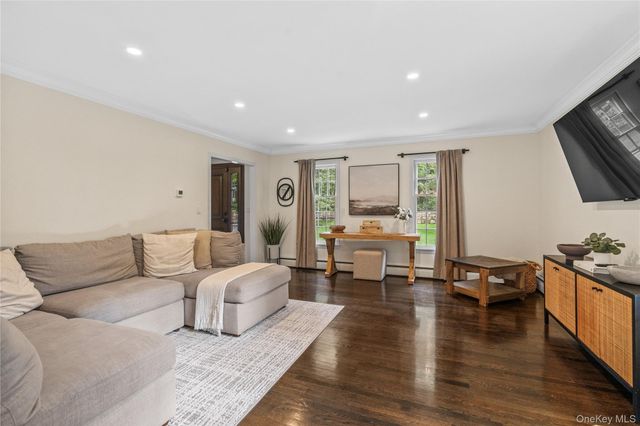 406 Bedford Road, Chappaqua, NY 10514