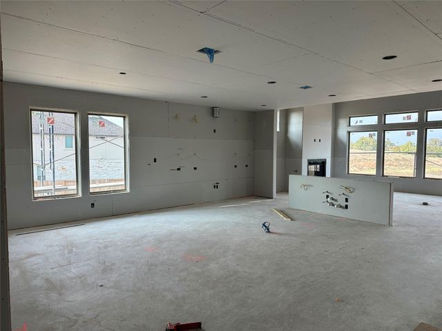 150 Firethorn LOOP, Bastrop, TX 78602