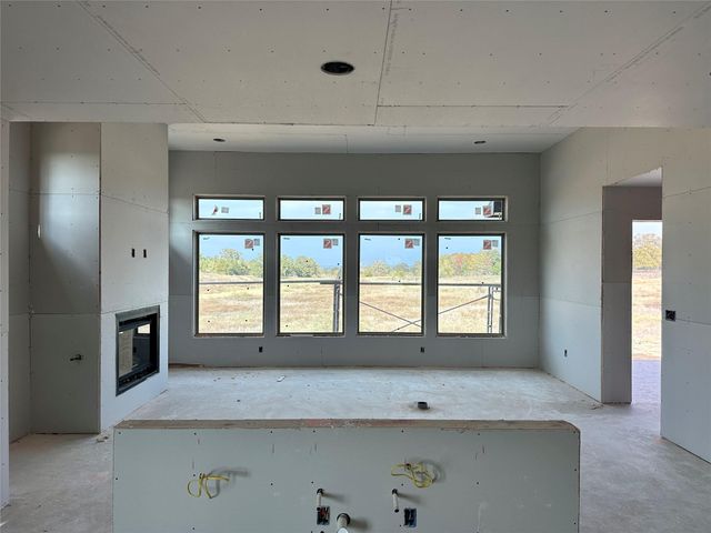 150 Firethorn LOOP, Bastrop, TX 78602