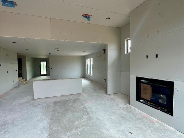 150 Firethorn LOOP, Bastrop, TX 78602