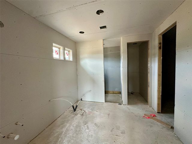 150 Firethorn LOOP, Bastrop, TX 78602