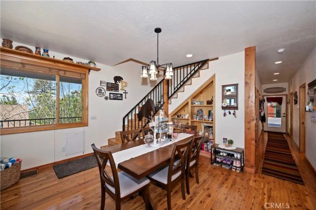 30 Park Drive, Running Springs, CA 92382