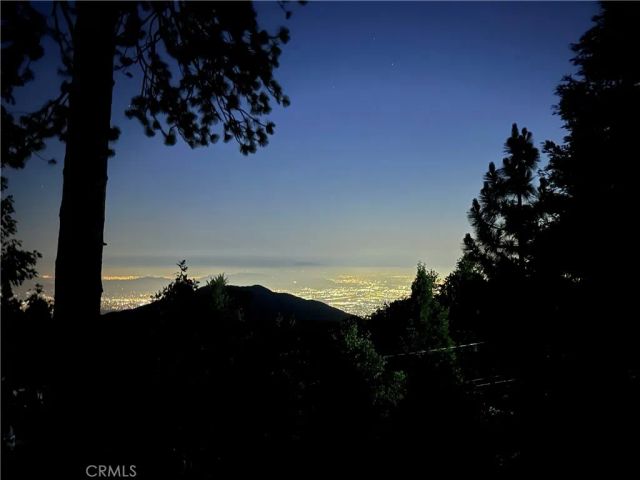 30 Park Drive, Running Springs, CA 92382