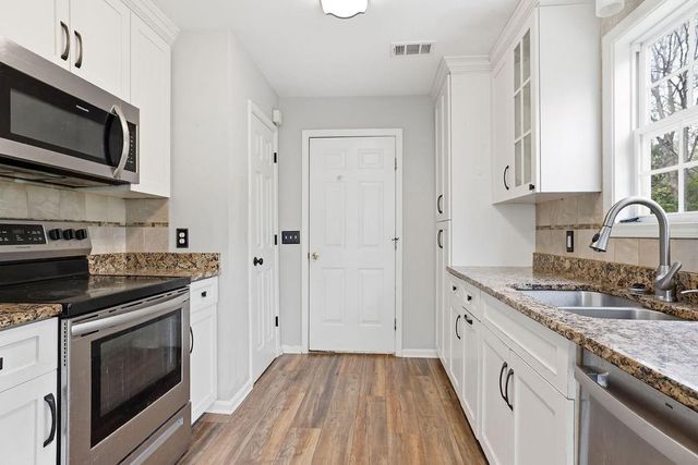 147 Richmond Drive, Dawsonville, GA 30534