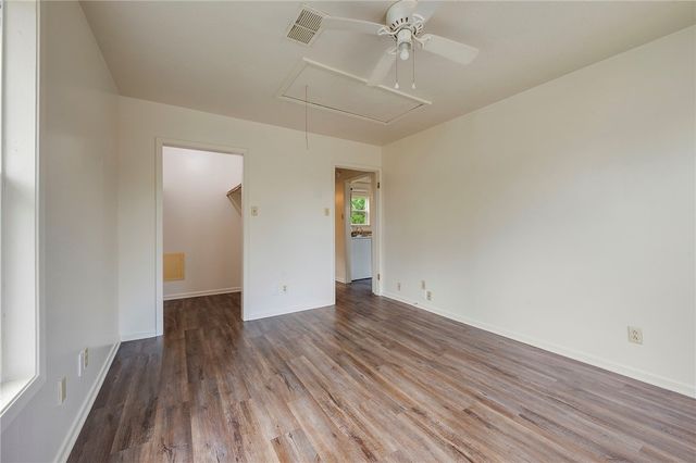 400 Robertson Street, Bryan, TX 77803