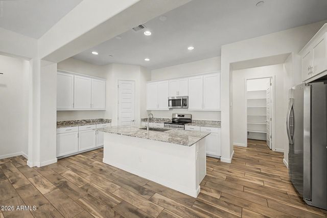 3861 E RAINBOW Drive, Chandler, AZ 85249