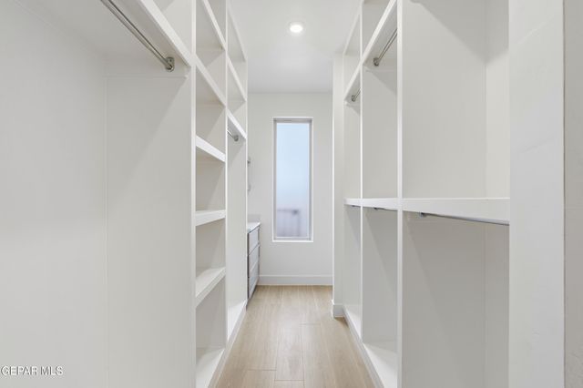 629 Paseo De La Reina Street, Horizon City, TX 79928