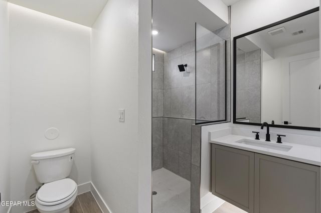 629 Paseo De La Reina Street, Horizon City, TX 79928