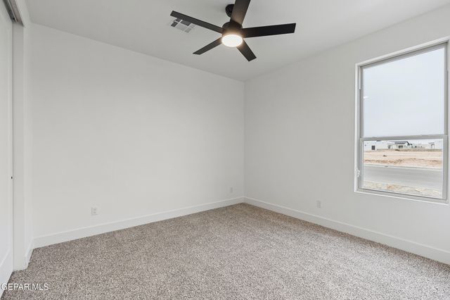 629 Paseo De La Reina Street, Horizon City, TX 79928