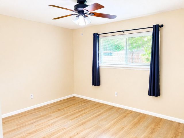 702 Reynolds Avenue, League City, TX 77573