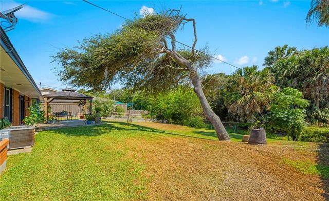 106 Georgia Pl, Portland, TX 78374