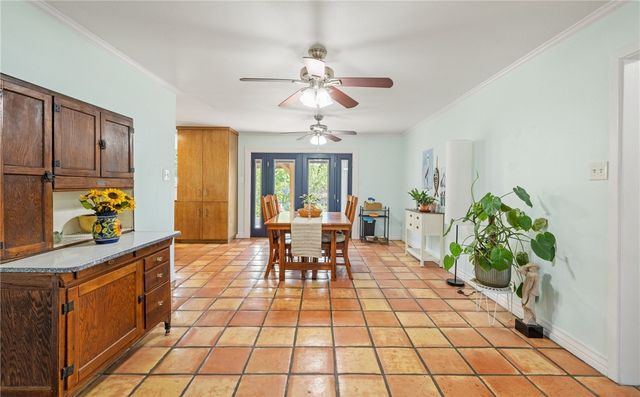 106 Georgia Pl, Portland, TX 78374