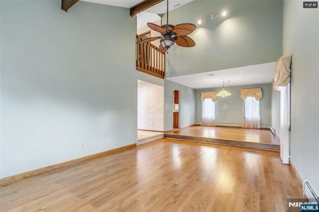 88 Van Blarcom Lane, Wyckoff, NJ 07481