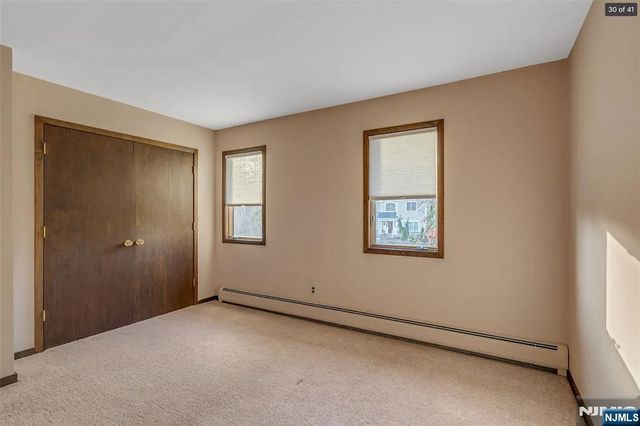 88 Van Blarcom Lane, Wyckoff, NJ 07481