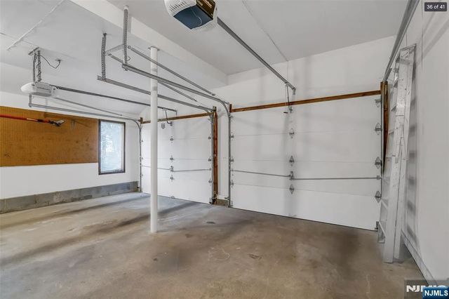 88 Van Blarcom Lane, Wyckoff, NJ 07481