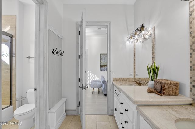 2748 E WARBLER Road, Gilbert, AZ 85297