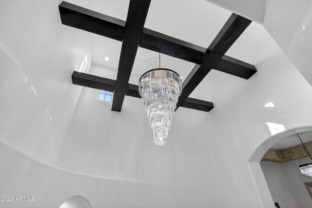 2748 E WARBLER Road, Gilbert, AZ 85297