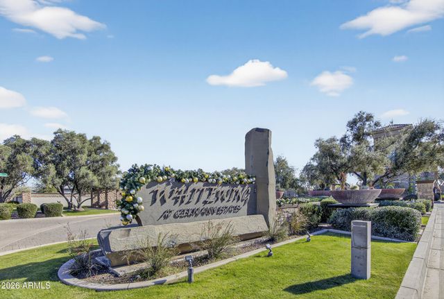 2748 E WARBLER Road, Gilbert, AZ 85297