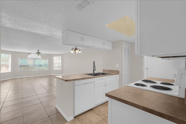 2731 N POINCIANA BOULEVARD 107, Kissimmee, FL 34746