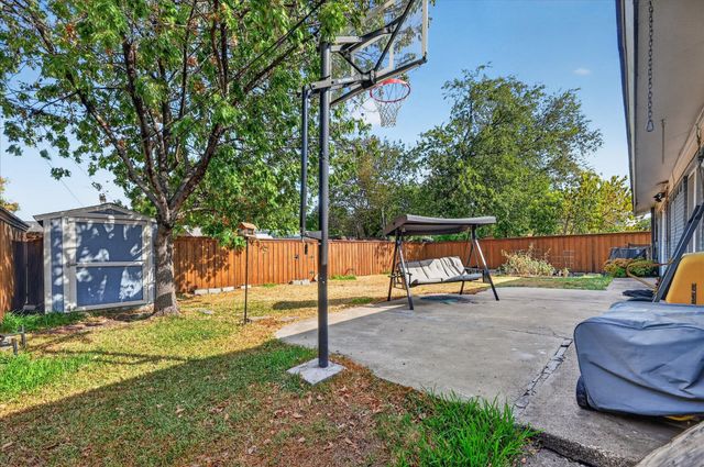 1110 Vegas Drive, Garland, TX 75042