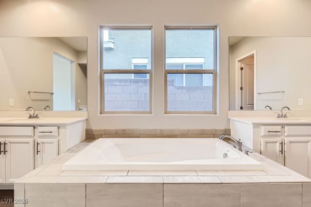 3008 Barrett Springs Avenue, Henderson, NV 89044