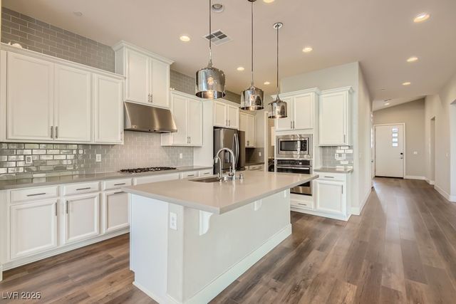 3008 Barrett Springs Avenue, Henderson, NV 89044