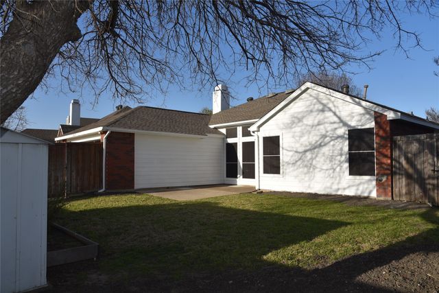 7025 Blalock Drive, The Colony, TX 75056