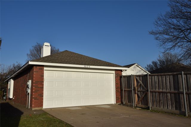 7025 Blalock Drive, The Colony, TX 75056