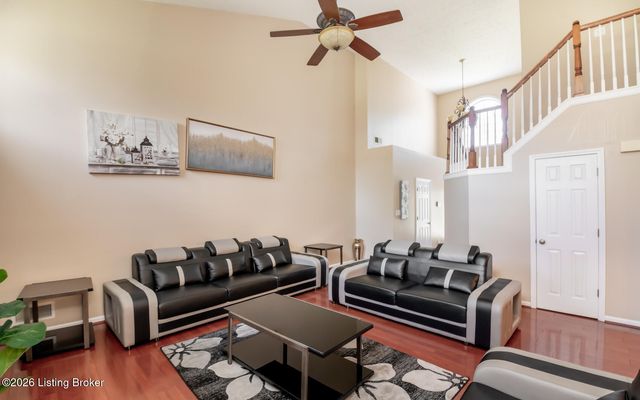 11515 Top Walnut Loop, Louisville, KY 40229