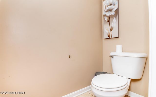 11515 Top Walnut Loop, Louisville, KY 40229