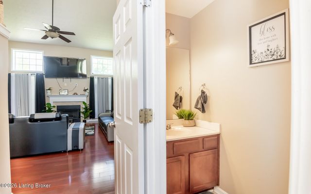 11515 Top Walnut Loop, Louisville, KY 40229