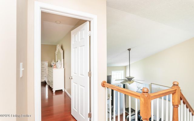 11515 Top Walnut Loop, Louisville, KY 40229