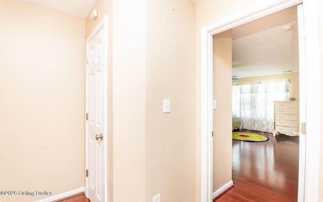 11515 Top Walnut Loop, Louisville, KY 40229